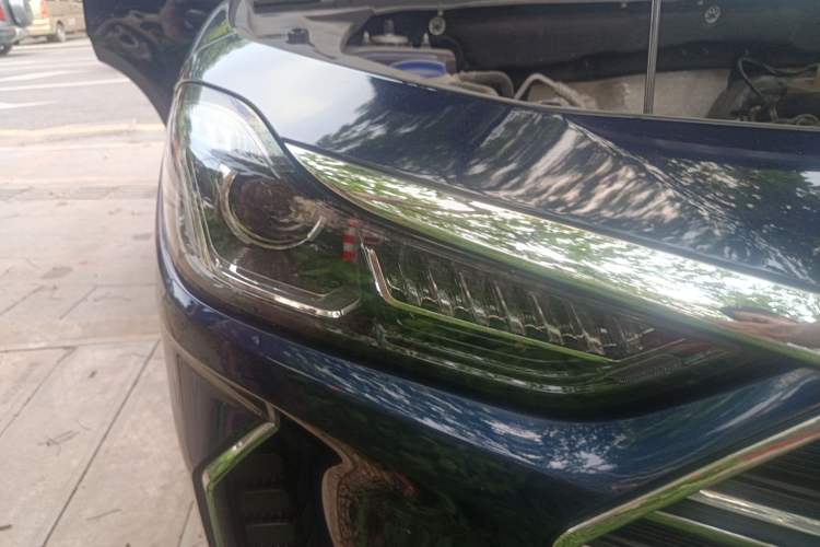 Used JETOUR X70 PLUS 2021 1.5T DCT Fire 7-Seater Exterior 6