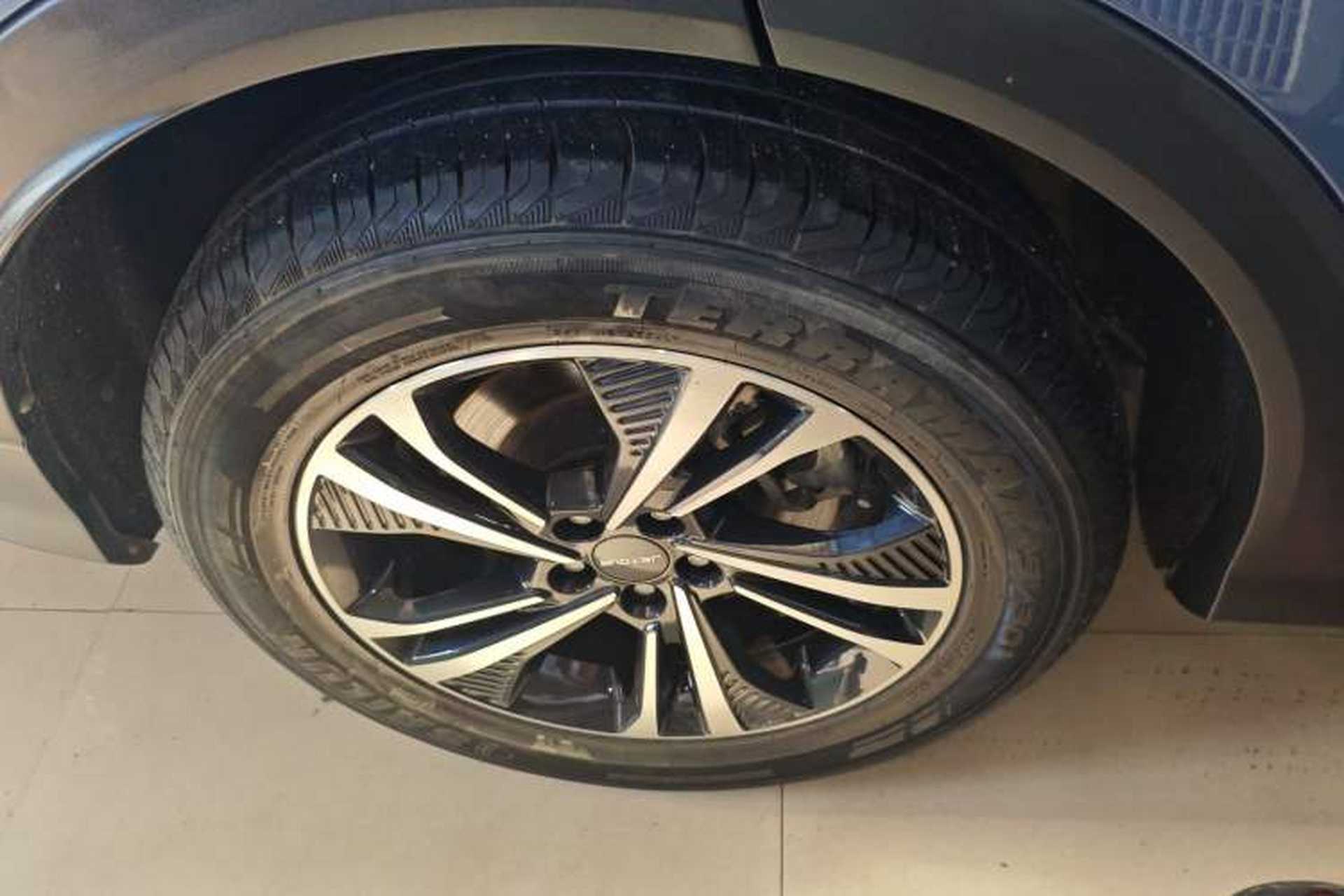 Used JETOUR X70 PLUS 2021 1.5T DCT Mountain 7-Seater Exterior 8