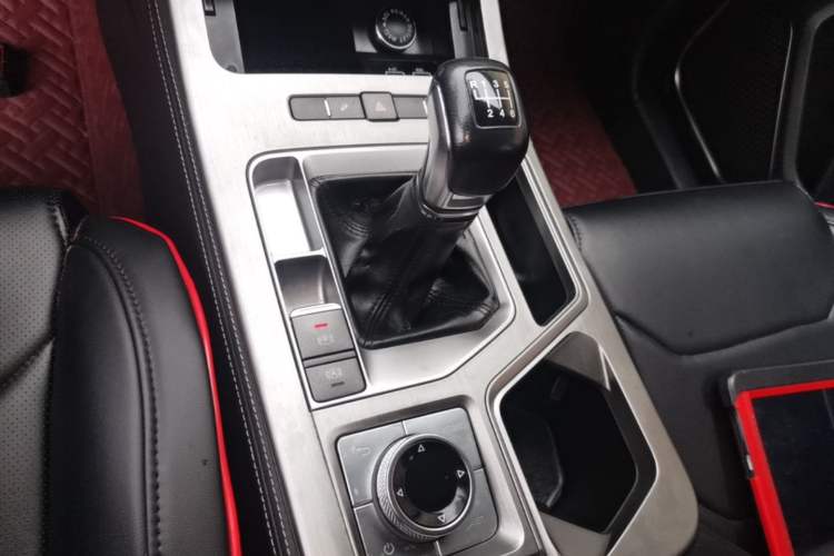 Used JETOUR X70 PLUS 2021 Revised Version 1.5T Manual 5-Seater Gear Lever