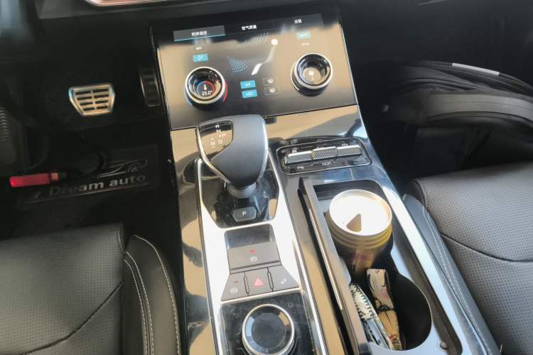 Used JETOUR X70 PLUS 2021 1.6T DCT 7-Seater Gear Lever