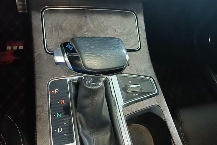 Used JETOUR X70 PLUS 2021 1.6T DCT Star 5-Seater Gear Lever