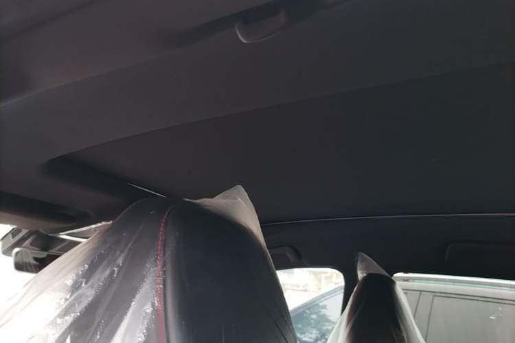 Used JETOUR X70 PLUS 2021 Zhuge 1.6T DCT Kongming 7-Seater Headliner