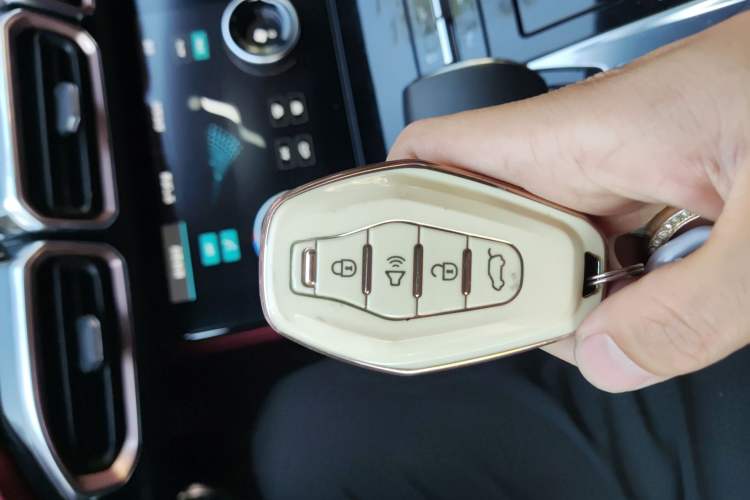 Used JETOUR X70 PLUS 2021 1.6T DCT Pro 7-seater Interior 1