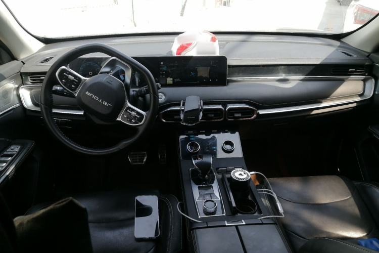 Used JETOUR X70 PLUS 2021 1.6T DCT Pro 7-seater Interior 2