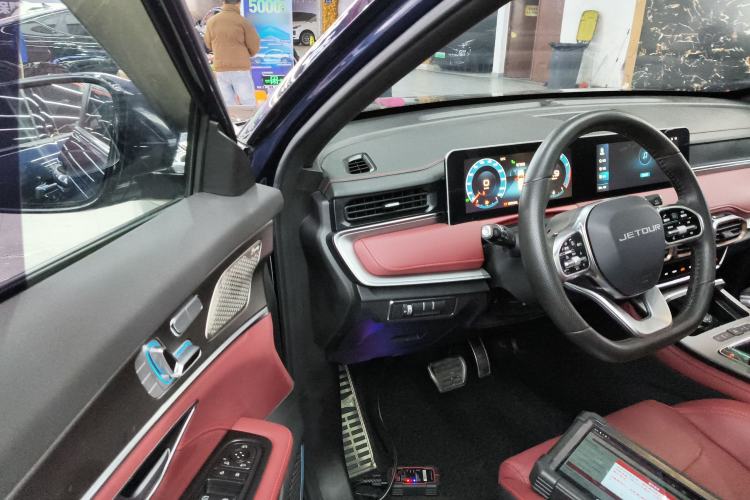 Used JETOUR X70 PLUS 2021 1.6T DCT Star 5-Seater Interior 3