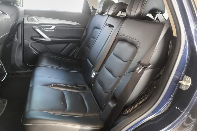 Used JETOUR X70 PLUS 2021 1.6T DCT 7-Seater Interior 4