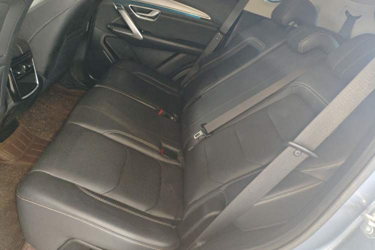 Used JETOUR X70 PLUS 2021 1.5T DCT Mountain 7-Seater Interior 4