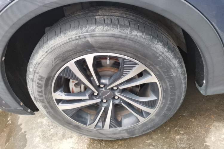 Used JETOUR X70 PLUS 2021 Revised Version 1.5T Manual 5-Seater Left Front Wheel Hub