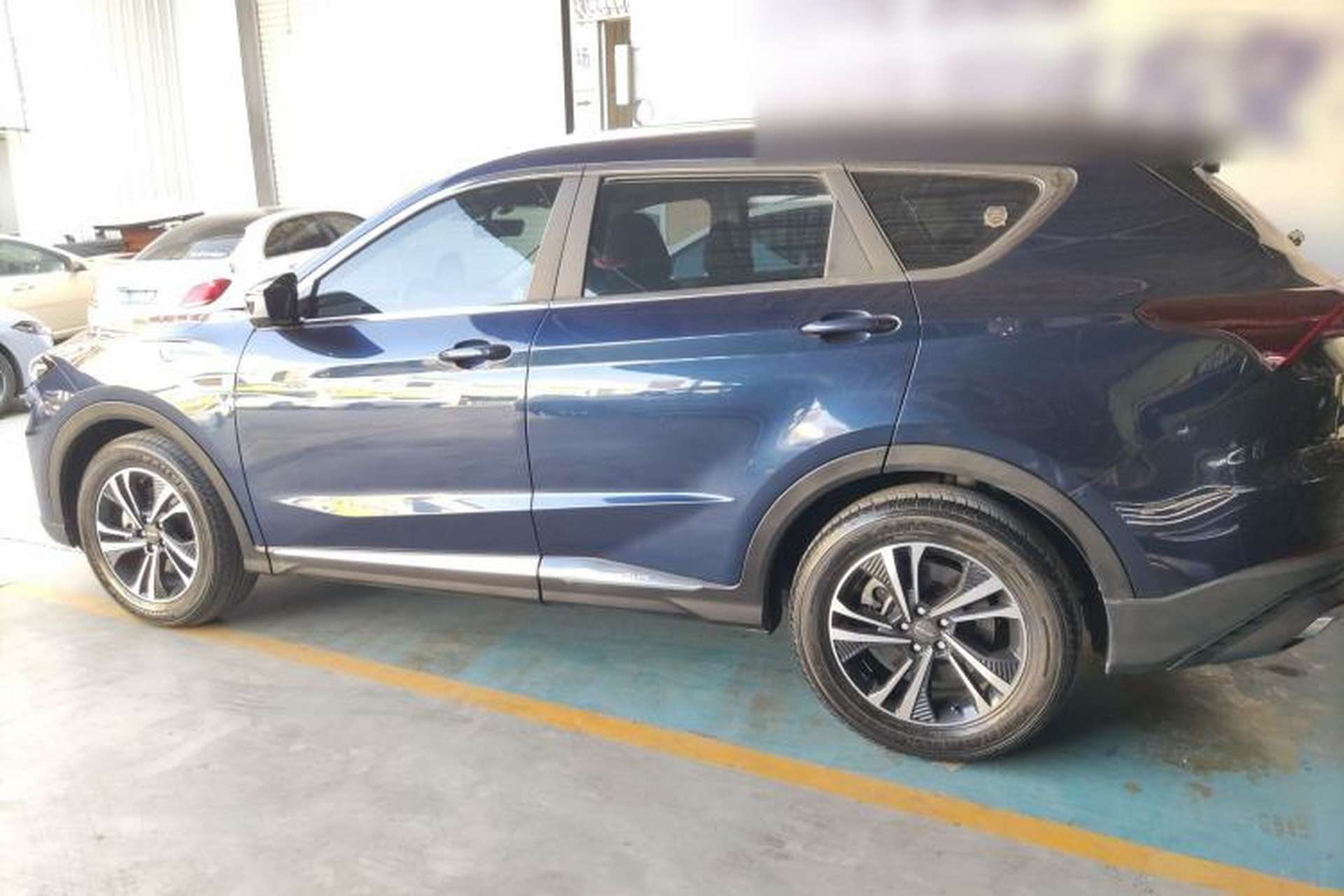 Used JETOUR X70 PLUS 2021 1.6T DCT Star 7-Seater Left Side