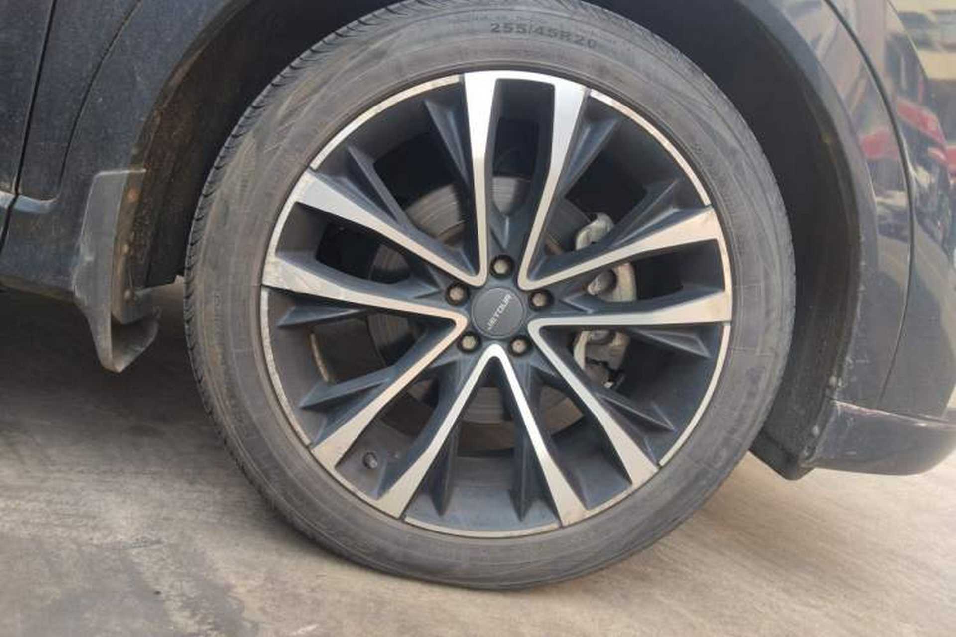 Used JETOUR X70 PLUS 2021 1.6T DCT Base 5-Seater Right Front Wheel Hub