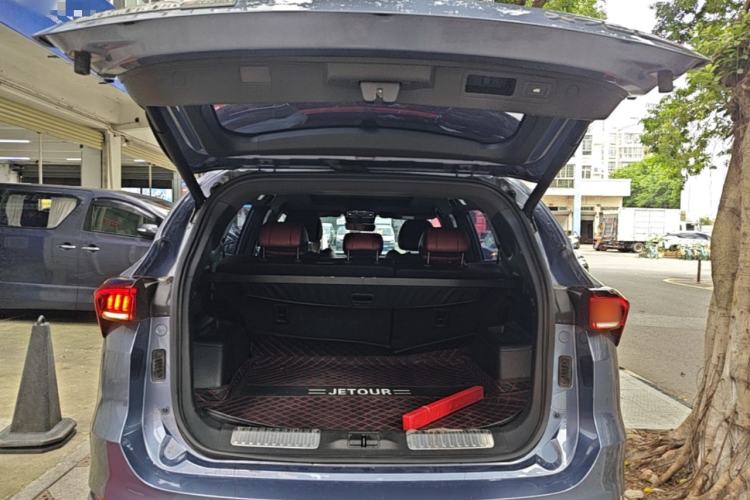 Used JETOUR X70 PLUS 2021 1.6T DCT Pro 5-Seater Trunk