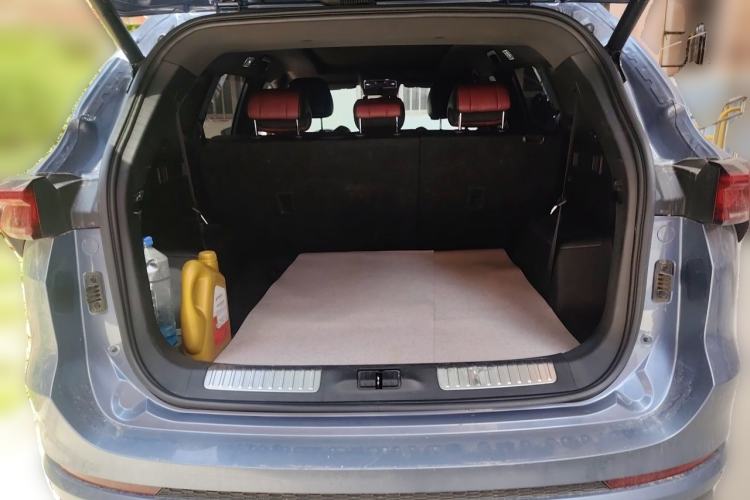 Used JETOUR X70 PLUS 2021 1.6T DCT 7-Seater Trunk