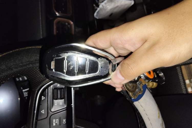 Used JETOUR X70 PLUS 2021 1.5T Manual Lin 6-Seater Vehicle Key