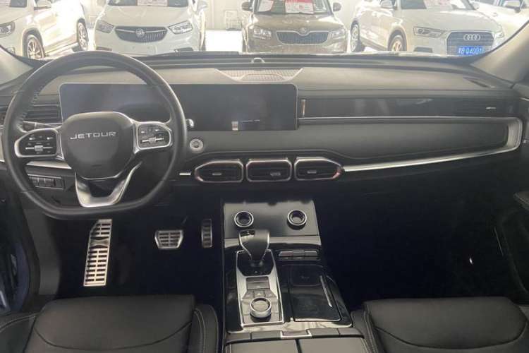 Used JETOUR X70 PLUS 2021 1.6T DCT Base 5-Seater Audio And AC Panel