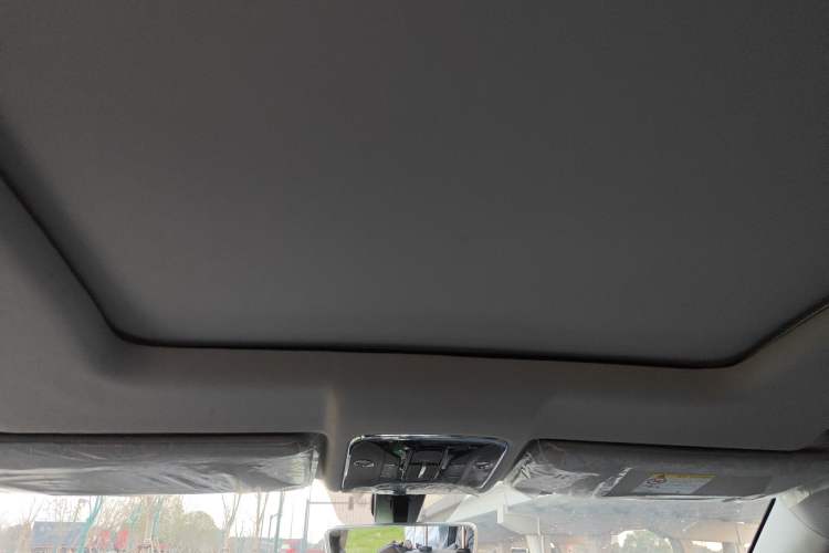 Used JETOUR X70 PLUS 2021 1.5T Manual Lin 7-Seater Headliner