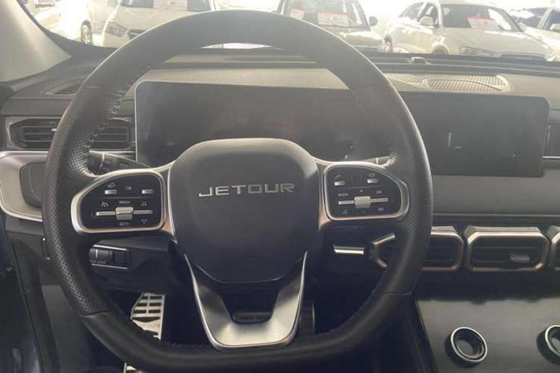 Used JETOUR X70 PLUS 2021 1.6T DCT Base 5-Seater Interior 2
