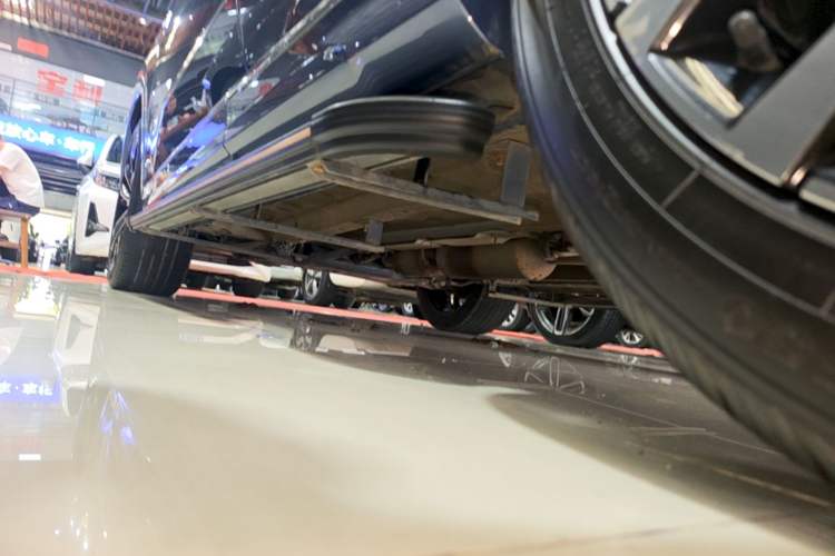 Used JETOUR X70 PLUS 2021 1.6T DCT Pro 5-Seater Left Side Sill
