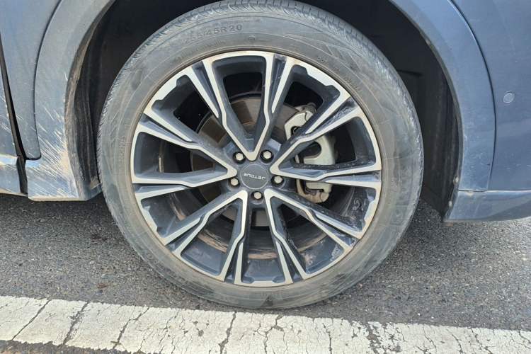 Used JETOUR X70 PLUS 2021 Zhuge 1.6T DCT Kongming 5-Seater Right Front Wheel Hub
