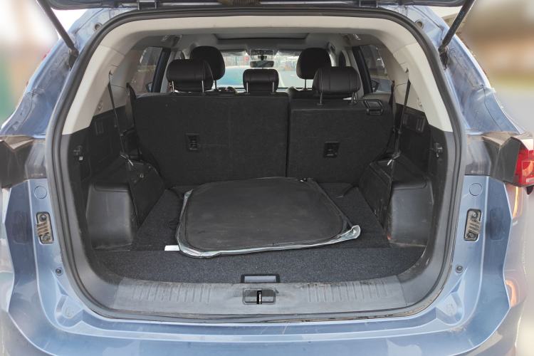 Used JETOUR X70 PLUS 2021 1.5T Manual Lin 7-Seater Trunk