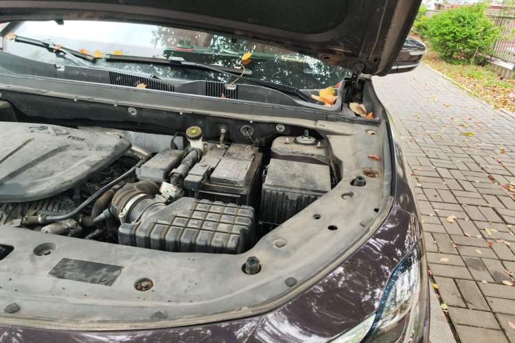 Used JETOUR X70 PLUS 2021 1.6T DCT StarPRO 7-seater Engine Bay Left