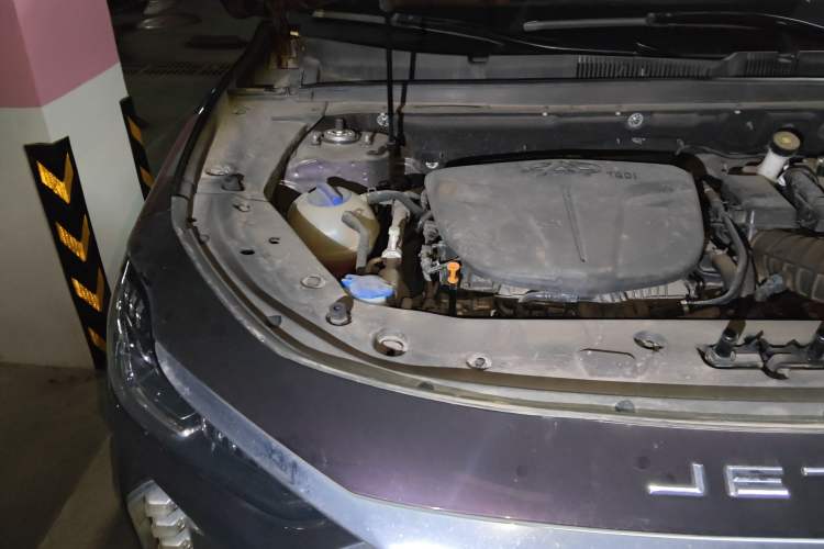 Used JETOUR X70 PLUS 2021 1.6T DCT Base 5-Seater Engine Bay Right