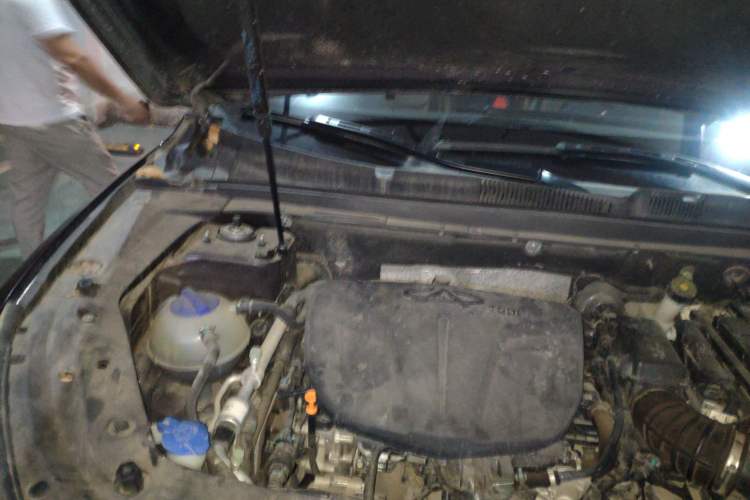 Used JETOUR X70 PLUS 2021 1.6T DCT 7-Seater Engine Bay Right