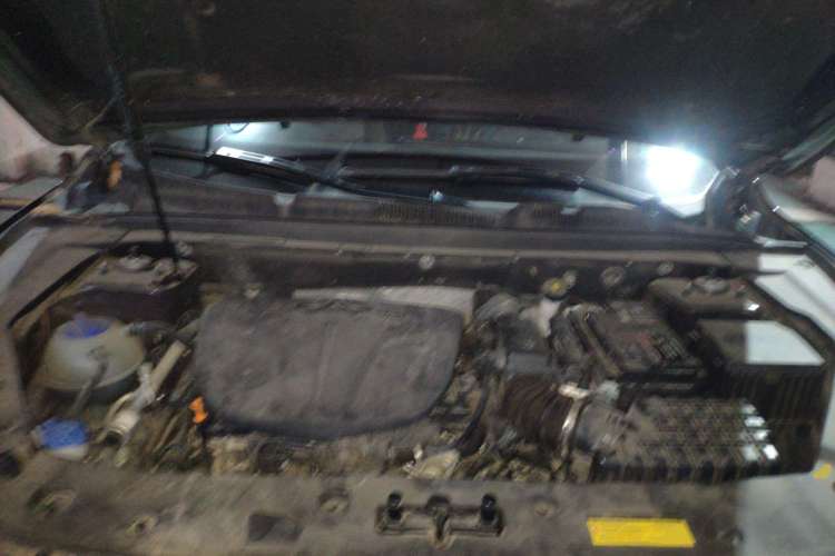 Used JETOUR X70 PLUS 2021 1.6T DCT 7-Seater Engine Bay