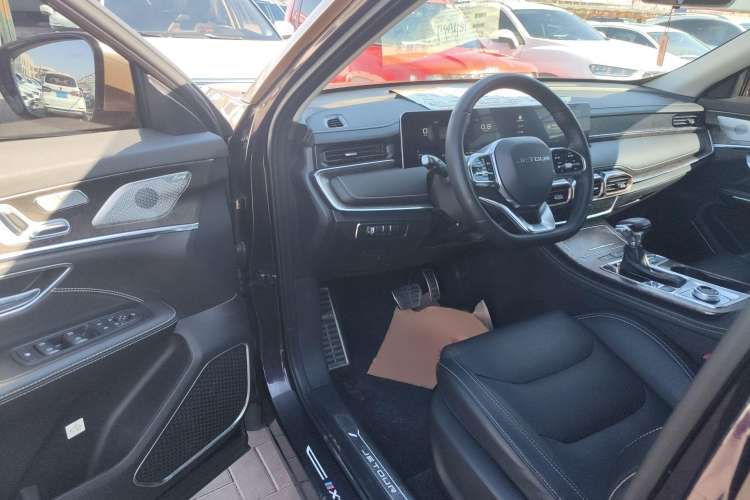 Used JETOUR X70 PLUS 2021 1.6T DCT Star 5-Seater Interior 2