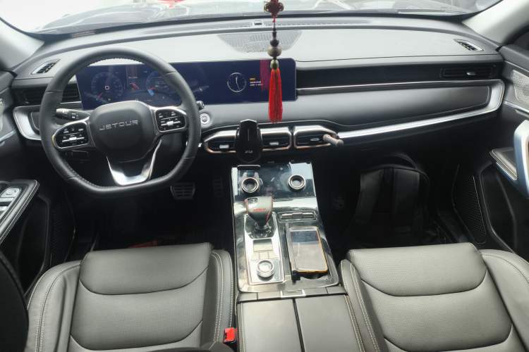 Used JETOUR X70 PLUS 2021 1.6T DCT Base 5-Seater Interior 2