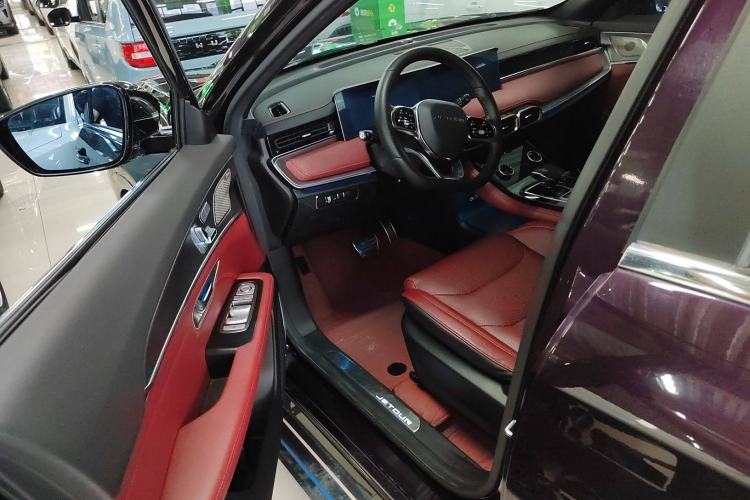 Used JETOUR X70 PLUS 2021 1.6T DCT 7-Seater Interior 3