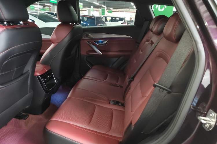 Used JETOUR X70 PLUS 2021 1.6T DCT 7-Seater Interior 4
