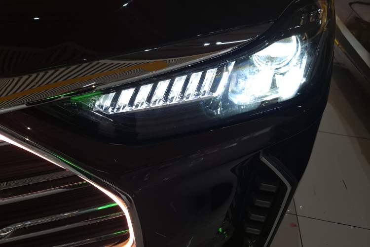 Used JETOUR X70 PLUS 2021 1.6T DCT Pro 7-seater Left Front Headlight