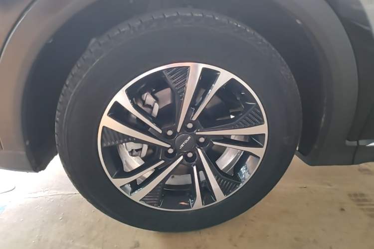 Used JETOUR X70 PLUS 2021 1.6T DCT Star 5-Seater Left Front Wheel Hub