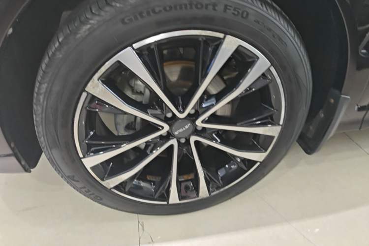 Used JETOUR X70 PLUS 2021 1.6T DCT Base 5-Seater Left Front Wheel Hub