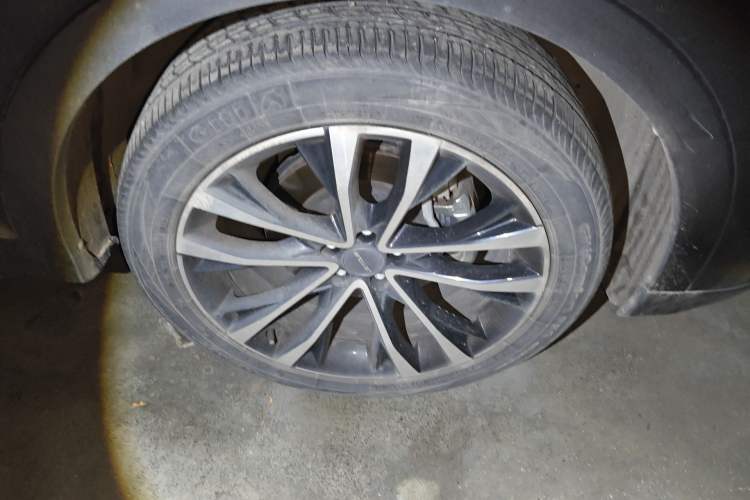 Used JETOUR X70 PLUS 2021 1.6T DCT Base 5-Seater Right Front Wheel Hub