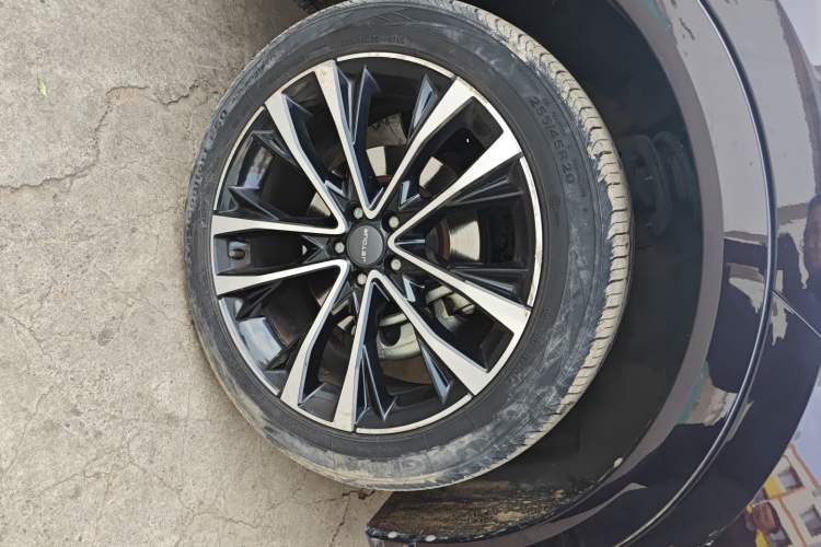 Used JETOUR X70 PLUS 2021 1.6T DCT 7-Seater Right Front Wheel Hub