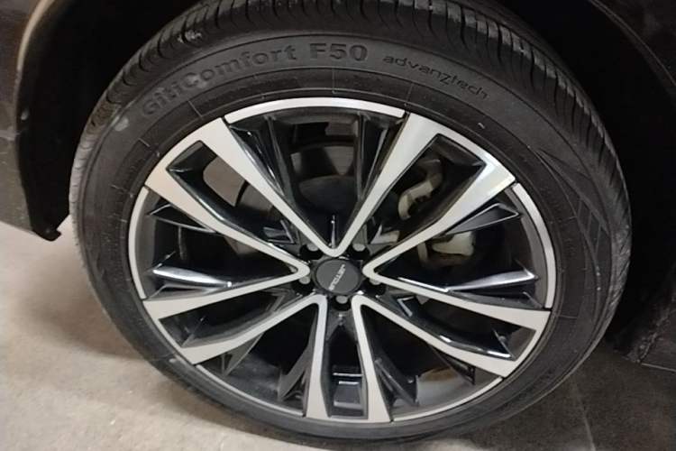 Used JETOUR X70 PLUS 2021 1.6T DCT 7-Seater Right Rear Wheel Hub