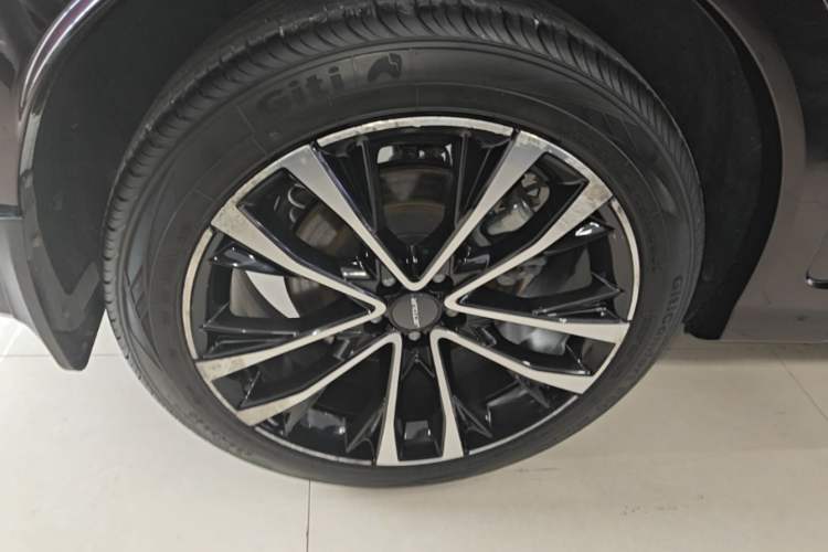 Used JETOUR X70 PLUS 2021 1.6T DCT Base 5-Seater Right Rear Wheel Hub