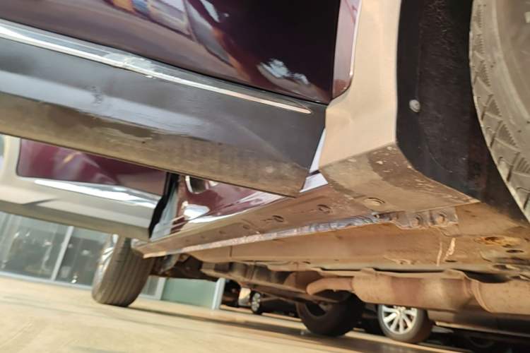 Used JETOUR X70 PLUS 2021 1.6T DCT Star 5-Seater Right Side Sill