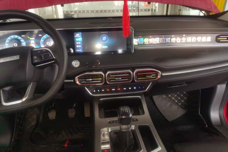 Used JETOUR X70 PLUS 2021 1.5T Manual Lin 7-Seater Audio And AC Panel