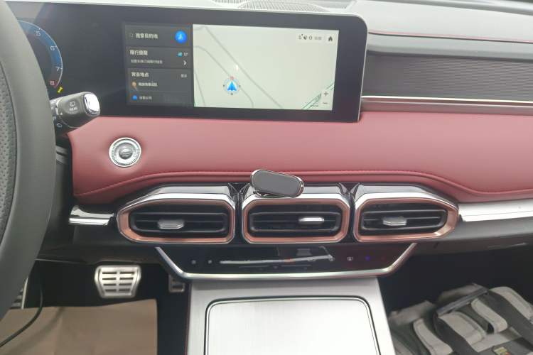 Used JETOUR X70 PLUS 2021 1.5T DCT Mountain 5-Seater Audio And AC Panel