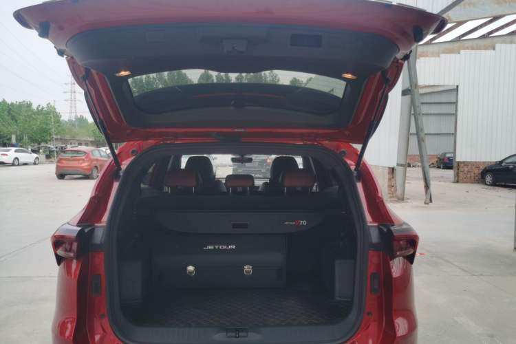 Used JETOUR X70 PLUS 2021 1.5T DCT Mountain 5-Seater Trunk