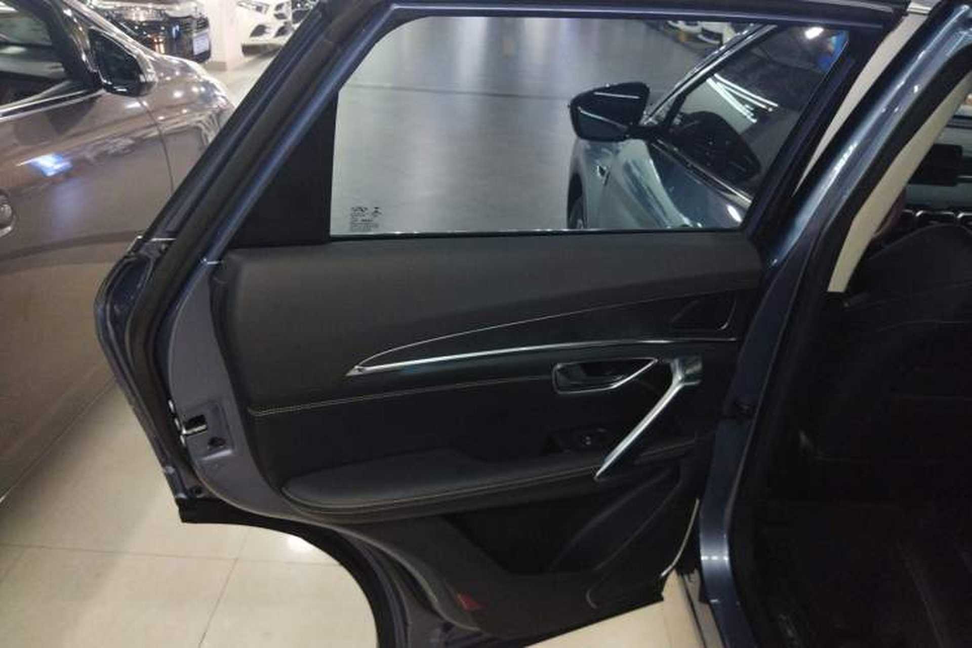Used JETOUR X70 PLUS 2021 1.5T DCT Mountain 7-Seater Interior 8