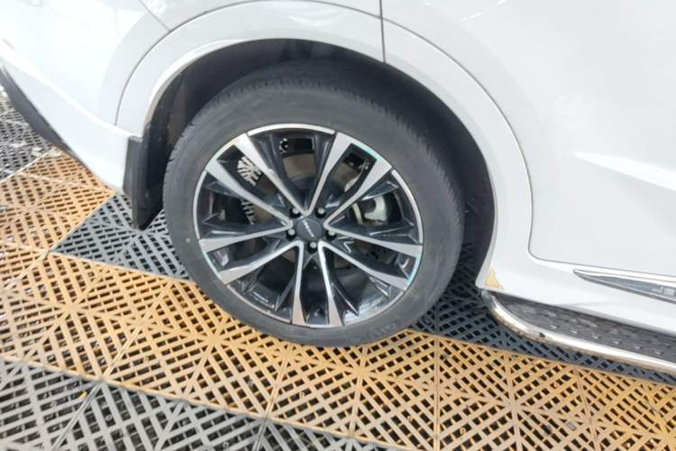 Used JETOUR X70 PLUS 2021 1.6T DCT Pro+ 5-Seater Right Rear Wheel Hub