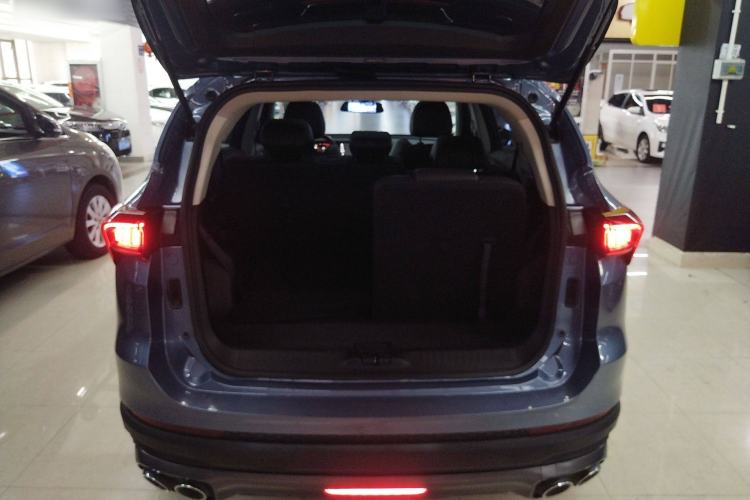 Used JETOUR X70 PLUS 2021 1.5T DCT Mountain 7-Seater Trunk