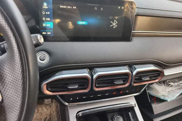 Used JETOUR X70 PLUS 2021 1.5T DCT Mountain 7-Seater Audio And AC Panel