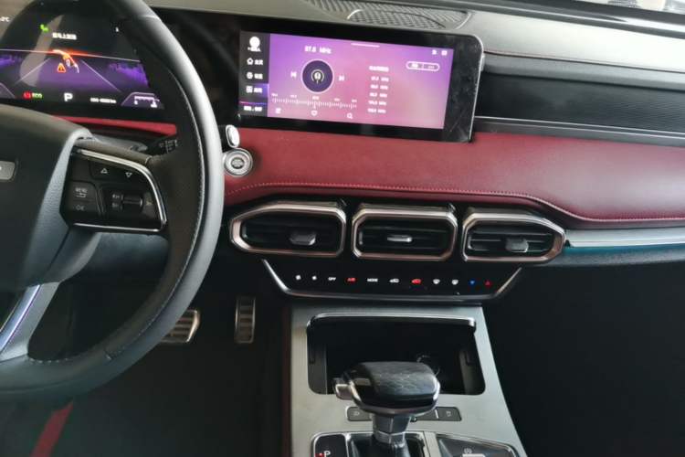 Used JETOUR X70 PLUS 2021 1.5T DCT Mountain 5-Seater Audio And AC Panel
