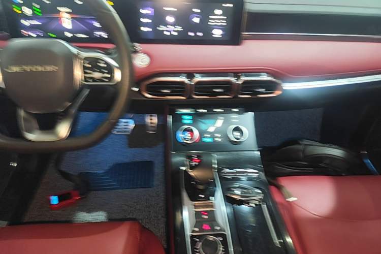 Used JETOUR X70 PLUS 2021 1.6T DCT Pro 7-seater Audio And AC Panel