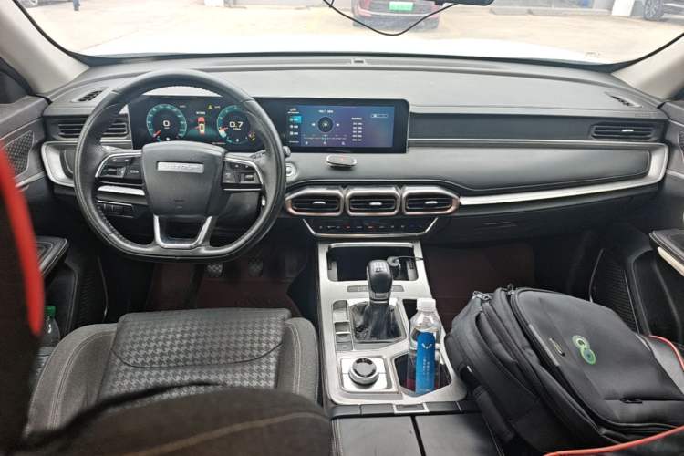 Used JETOUR X70 PLUS 2021 1.5T Manual Wind 7-Seater Center Console