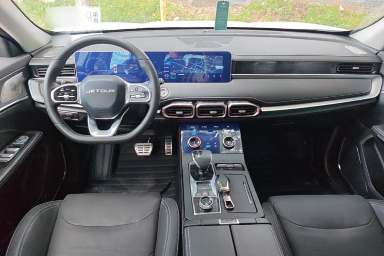 Used JETOUR X70 PLUS 2021 1.6T DCT Pro 5-Seater Center Console